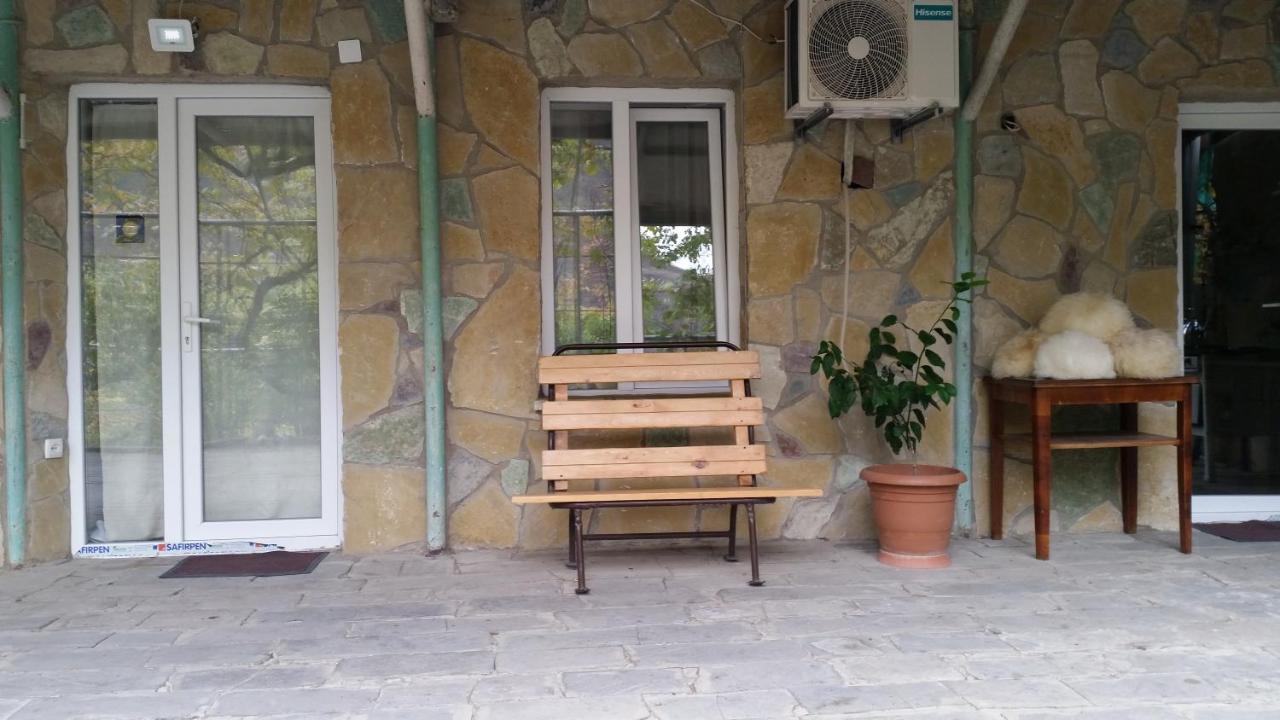 Guest House Ucha Mtsʼkhetʼa Eksteriør bilde