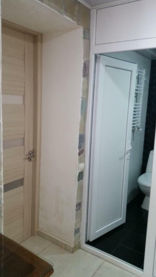 Guest House Ucha Mtsʼkhetʼa Rom bilde